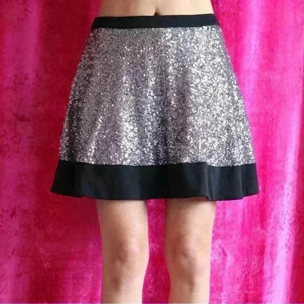 Topshop Silver Sequin Flare Mini Skater  Skirt, US 6 Party, New Year’s Glitter